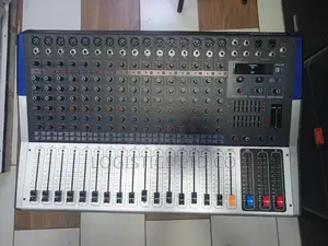 Yamaha Kv160 Pro Powered Mixer 16channels