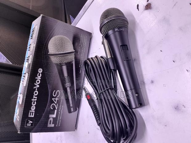 Vocal Microphone Corded EV (Electro-Voice)