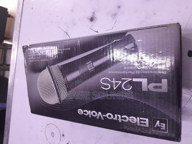 EV Corded/Wired Mic (Pl24s) CLEARANCE SALE - thumbnail 3