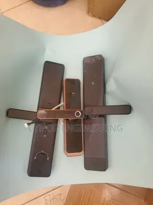 Fingerprint Locks With Anti-Scooping for Home and Office