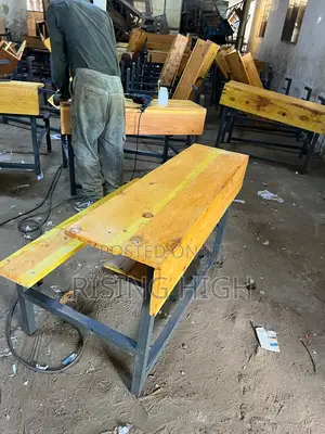 Top Quality 4FT Tripple Open Desk.
