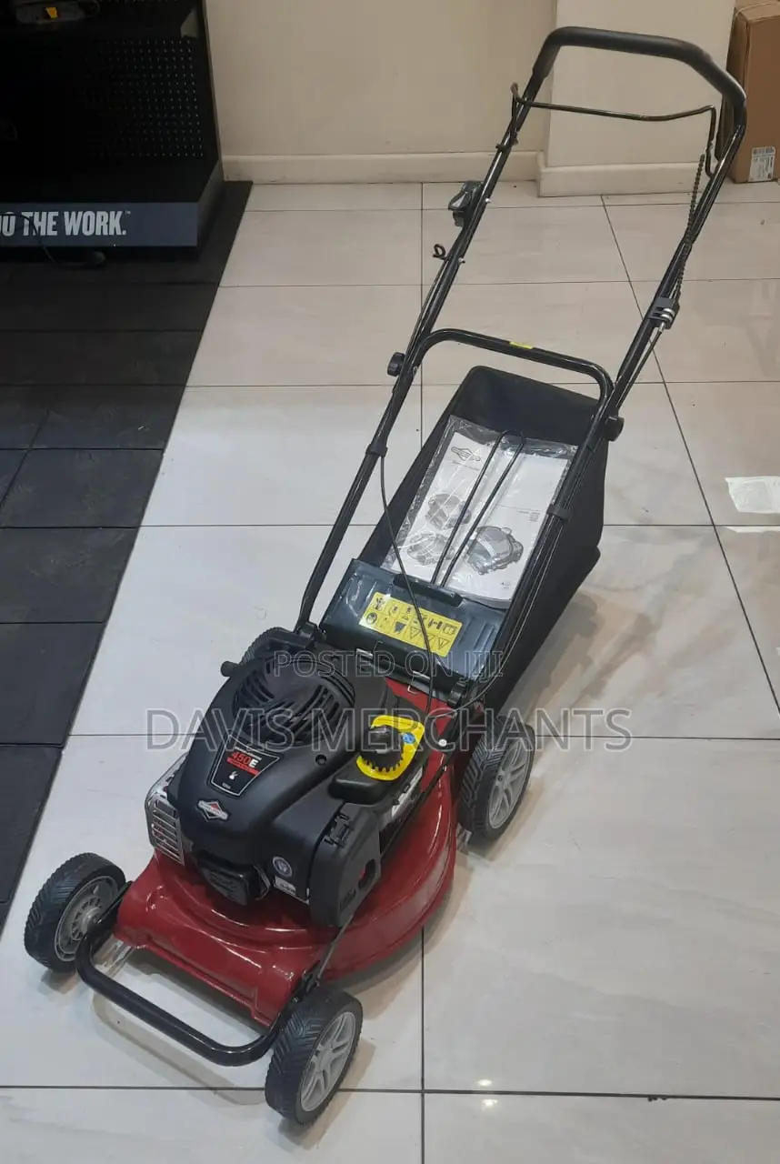 Briggs 21" Lawn Mower 4 Stoke Petrol Engine