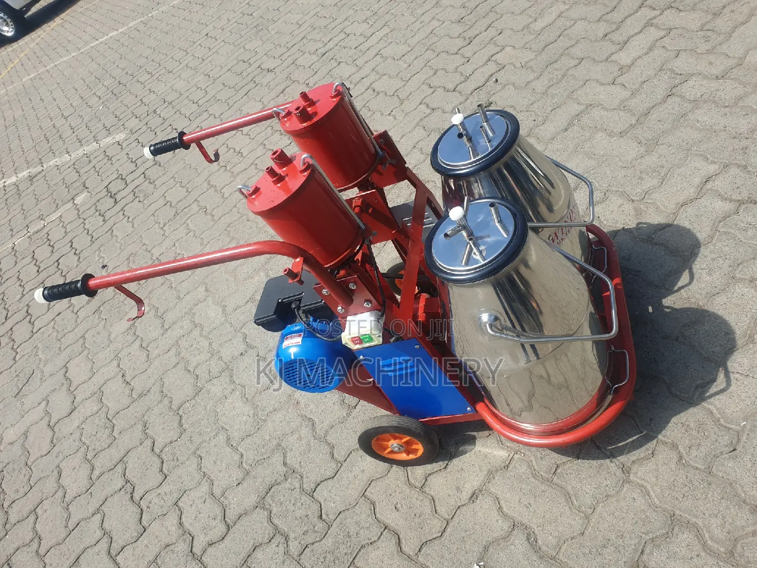 Windsor Double Bucket Milking Machine
