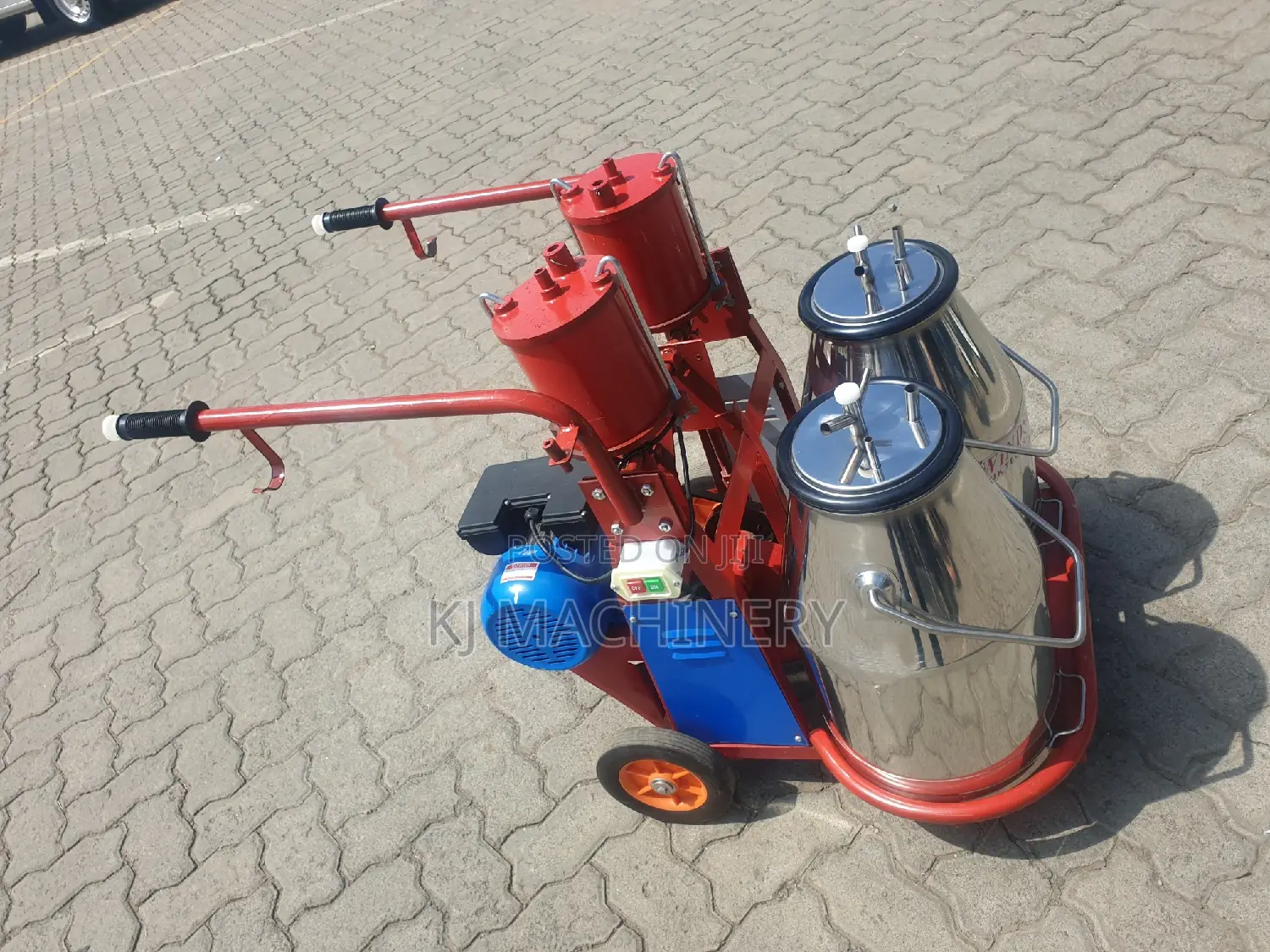 Windsor Double Bucket Milking Machine