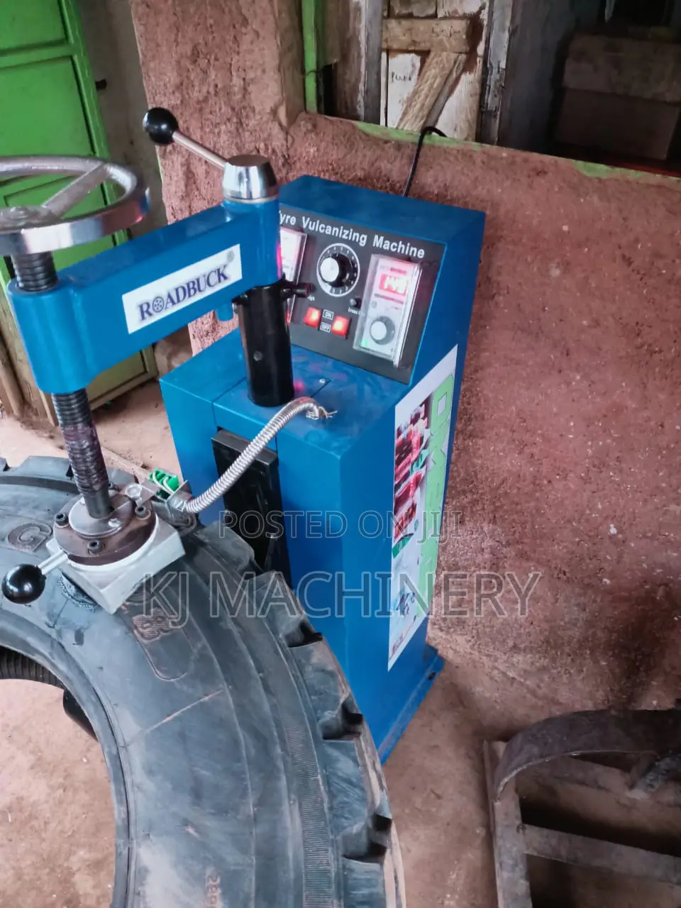 Tyre Vulcanizing Machine Heavy Duty -Roadbuck Brand