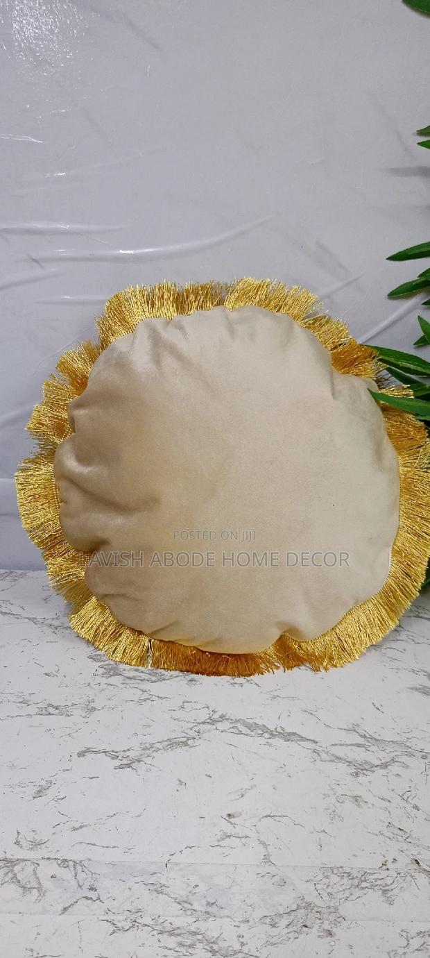 Circular(Beige)Tassled Cover
