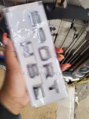 SPORT HSE Chrome Lettering