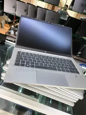 Laptop HP EliteBook 830 G7 8GB Intel Core I5 SSD 256GB