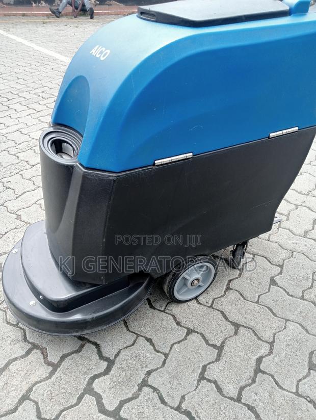 Heavy Duty Scrubber Available Now - thumbnail 3