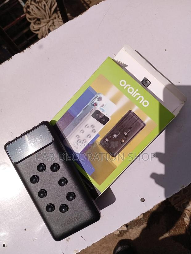 Quick Charger 30000mah Universal Powerbank 4 Inbuilt Cables - thumbnail 2