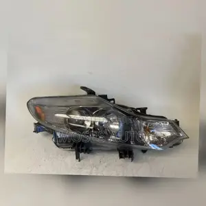 Nissan Murano Headlight