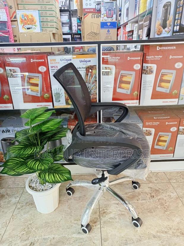 Secretarial Mesh Chair - thumbnail 3