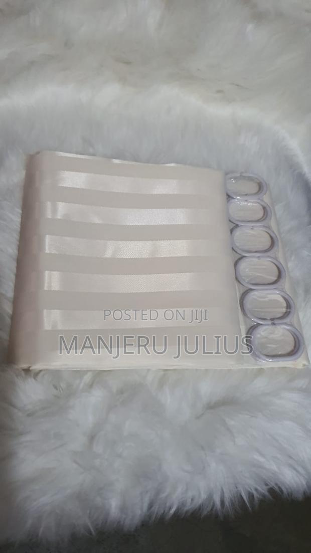 Plain Shower Curtain - thumbnail 2