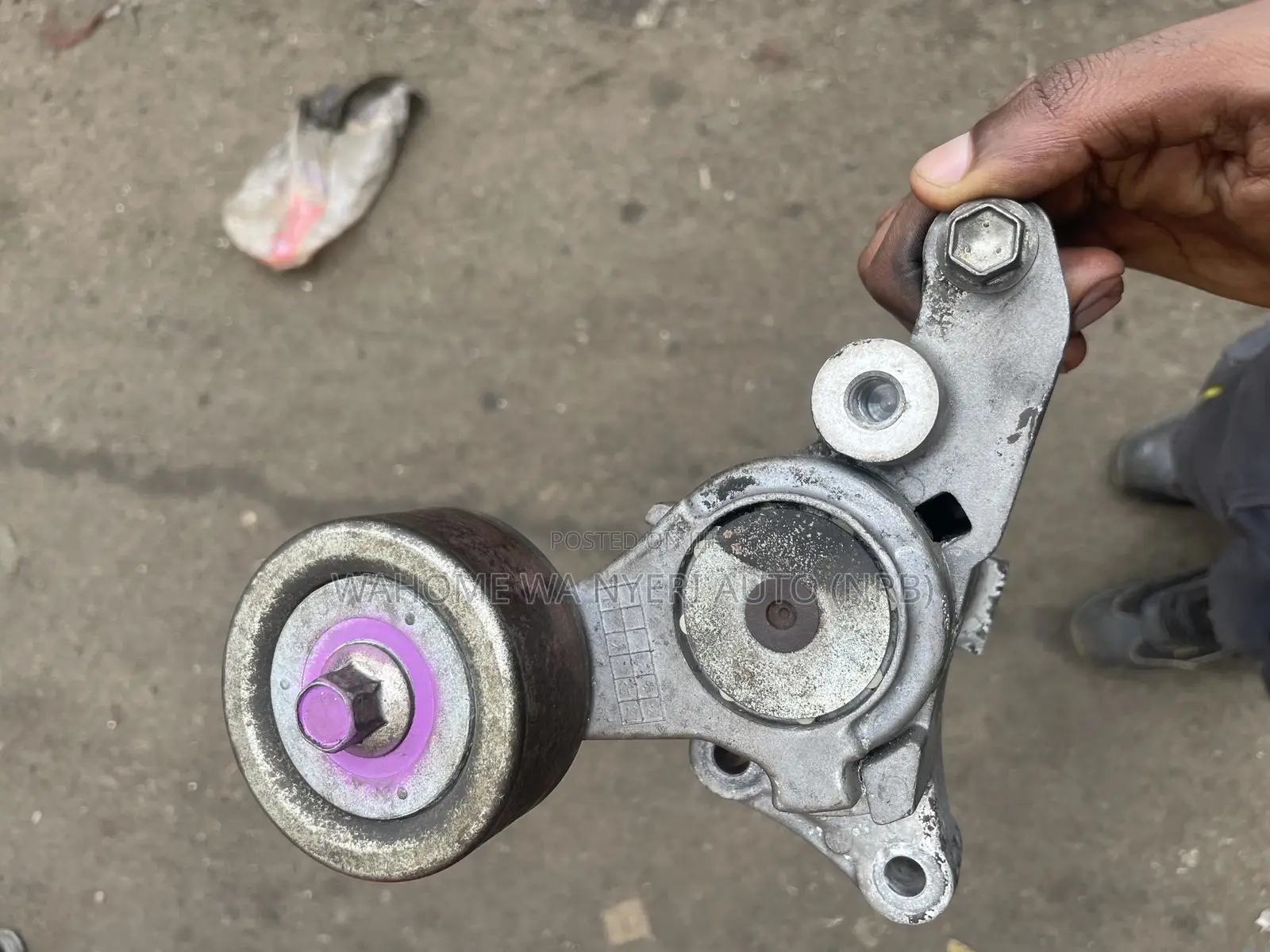 Tensioner for 2kd
