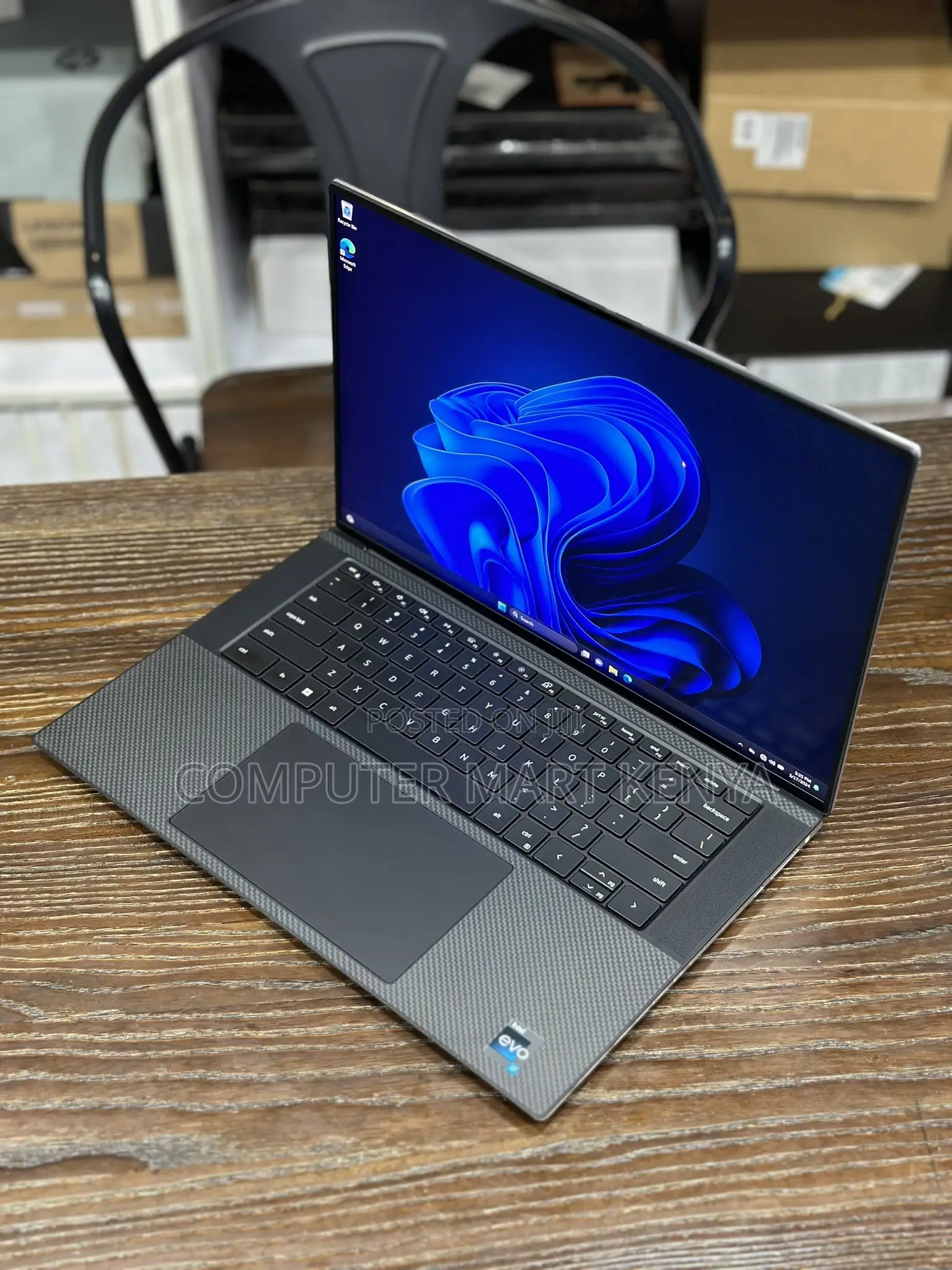New Laptop Dell XPS 15 9530 16GB Intel Core I7 SSD 2T