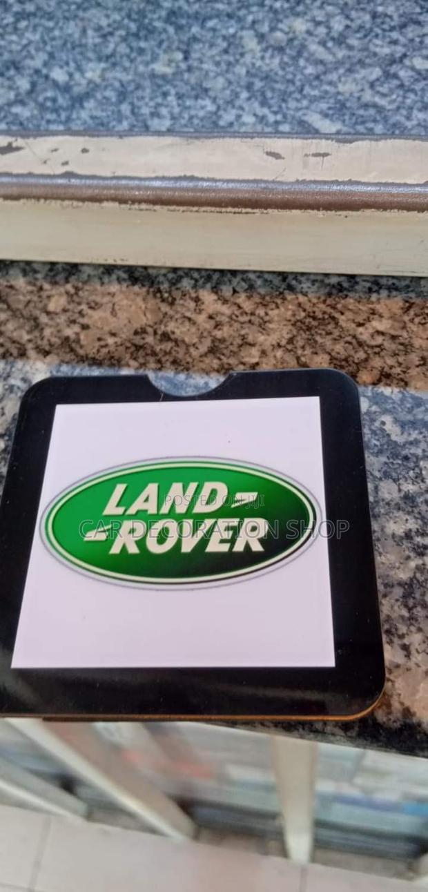 Land Rover Insurance Pockets