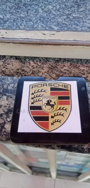 Porsche Insurance Pockets