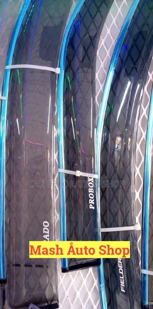 Probox,Prado, Fielder Windbreakers 1800-2500