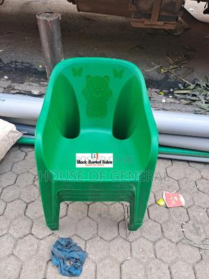 Green Kids Plastic Chair - thumbnail 2