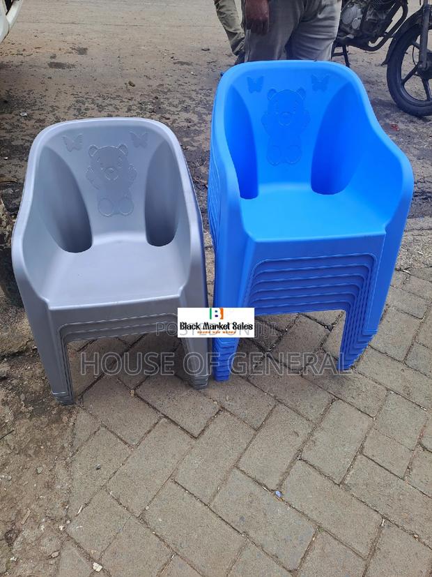 Strong and Comfortable Kids Plastic Chair