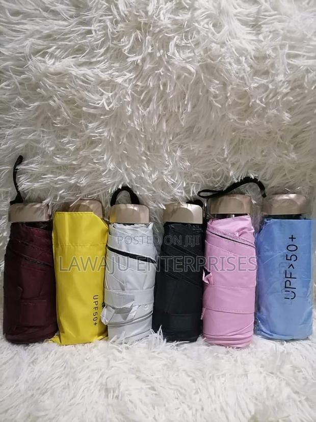 Mini Pocket Umbrellas - thumbnail 3