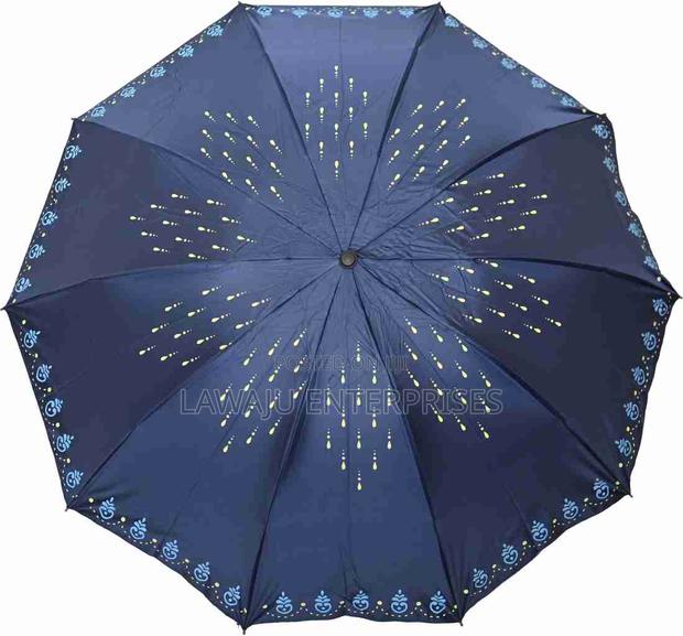 Huge Folding Umbrella - main view
