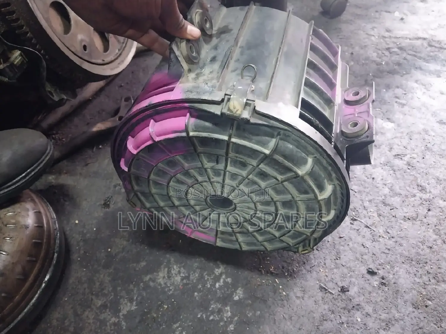 Dyna 4C Engine Air Cleaner Housing