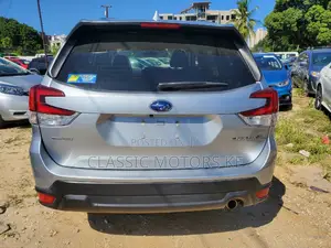 Subaru Forester 2.5i Touring AWD 2018 Silver