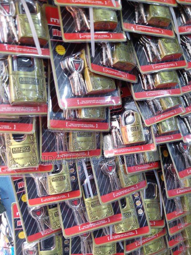 Mindy Padlocks - main view