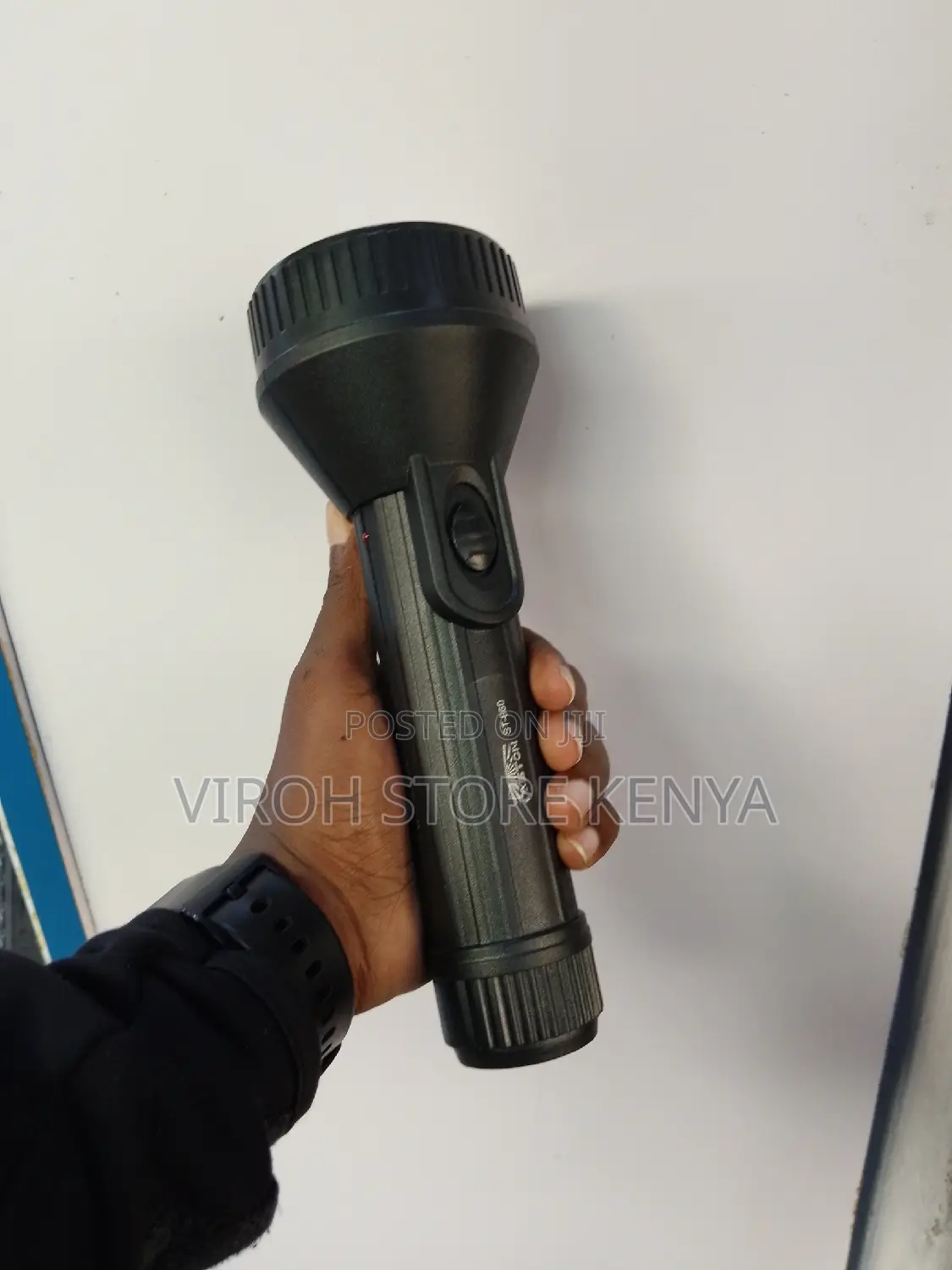 Caston ST-860 Torch Rechargeable LED Flashlight