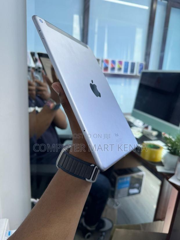 Apple iPad Air 2 128 GB Silver - thumbnail 2