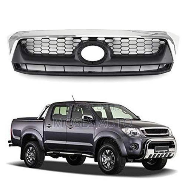 Grill Toyota Hilux Vigo