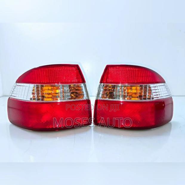 Toyota 110,111 Back Lights Taillight