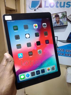 Apple iPad Air 2 64 GB Gray - main view