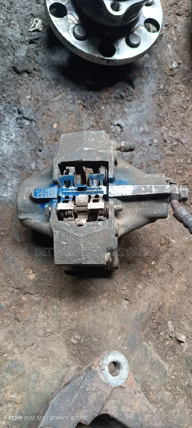 Toyota Mark 11 Rear Caliper