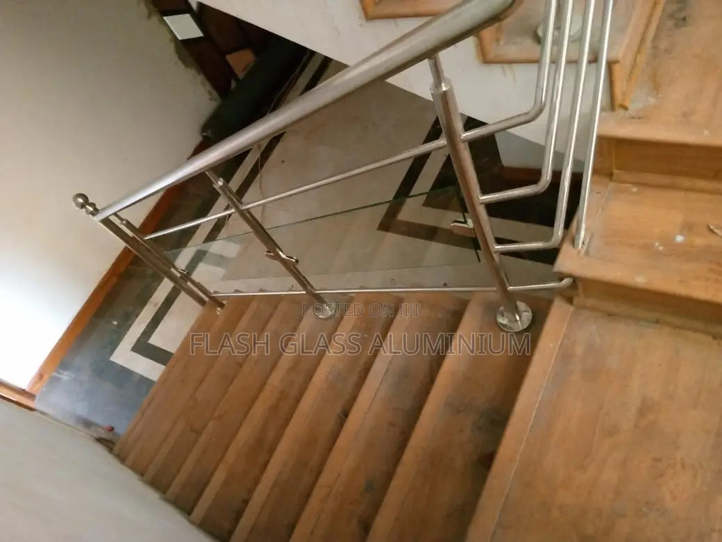 Custom Handrails in Stainless Steel
With Glass