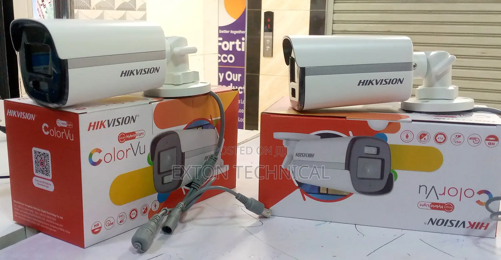 2mp Hikvision Smart Hybrid Light, Colorvu Fixed Bullet 40m