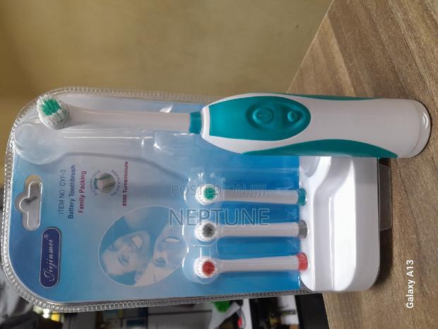 Toothbrush Electrice - main view