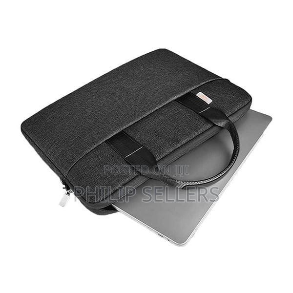Wiwu Minimalist Laptop Shoulder Side Bag - thumbnail 2