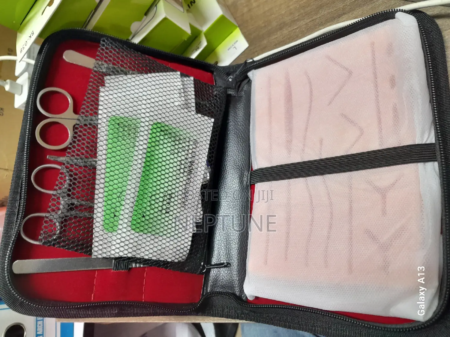 Suture/Stitching Kit