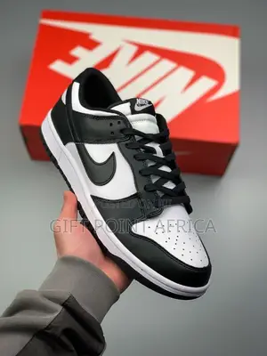 Nike SB Low Cut Sneakers