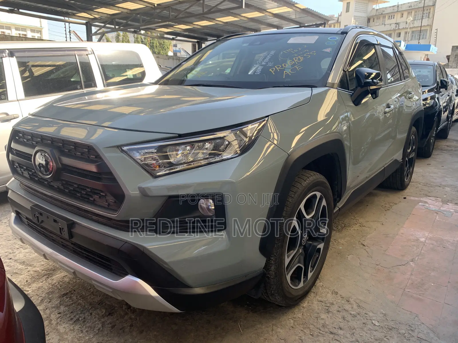 Toyota RAV4 Adventure 2019 Green