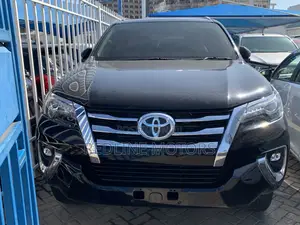 Toyota Fortuner 2.8 D RWD 2020 Black