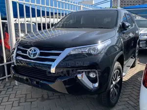Toyota Fortuner 2.8 D RWD 2020 Black