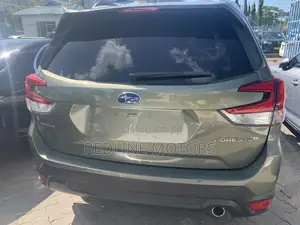 Subaru Forester 2.5i AWD 2018 Green