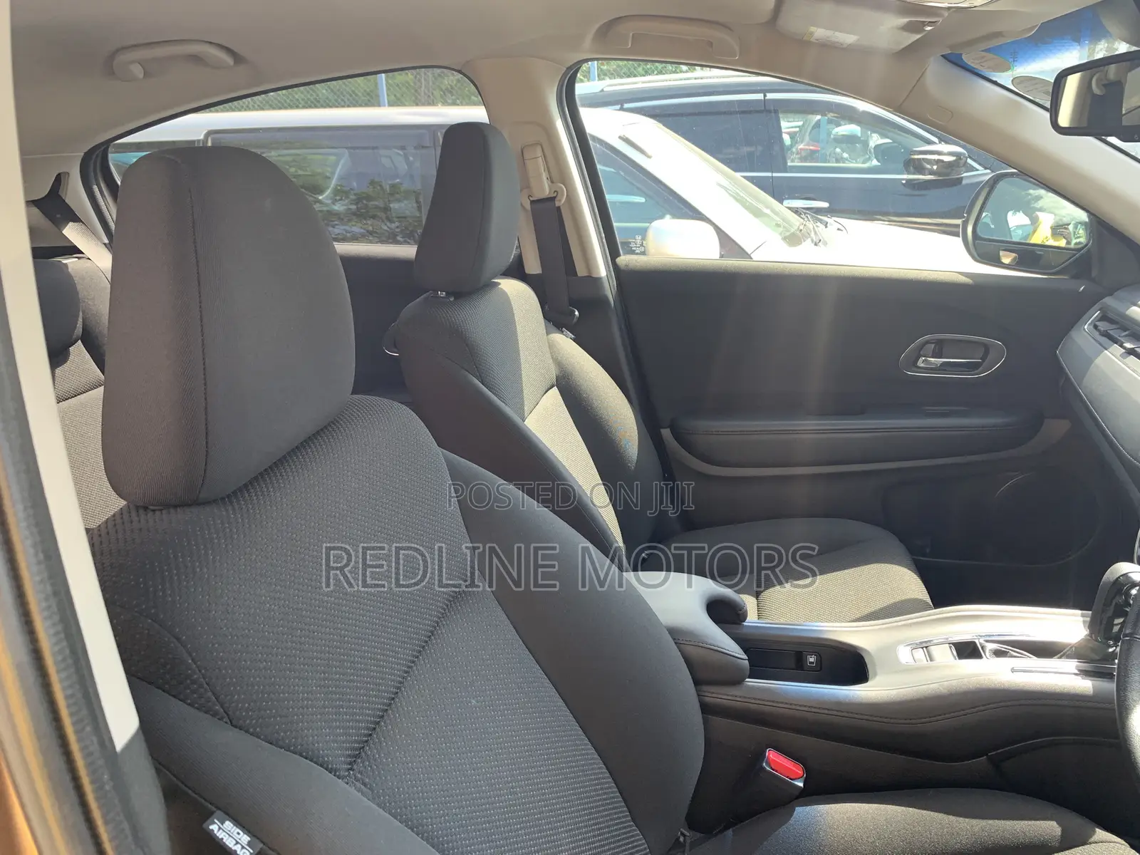 Honda Vezel 1.5 2WD 2017 Gold