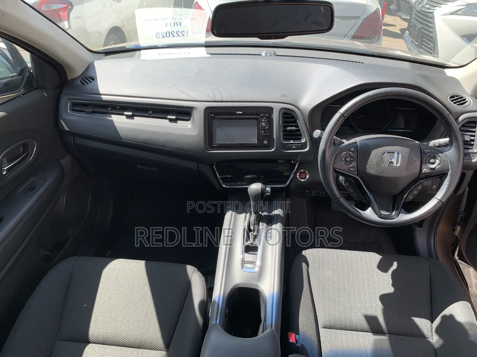 Honda Vezel 1.5 2WD 2017 Gold