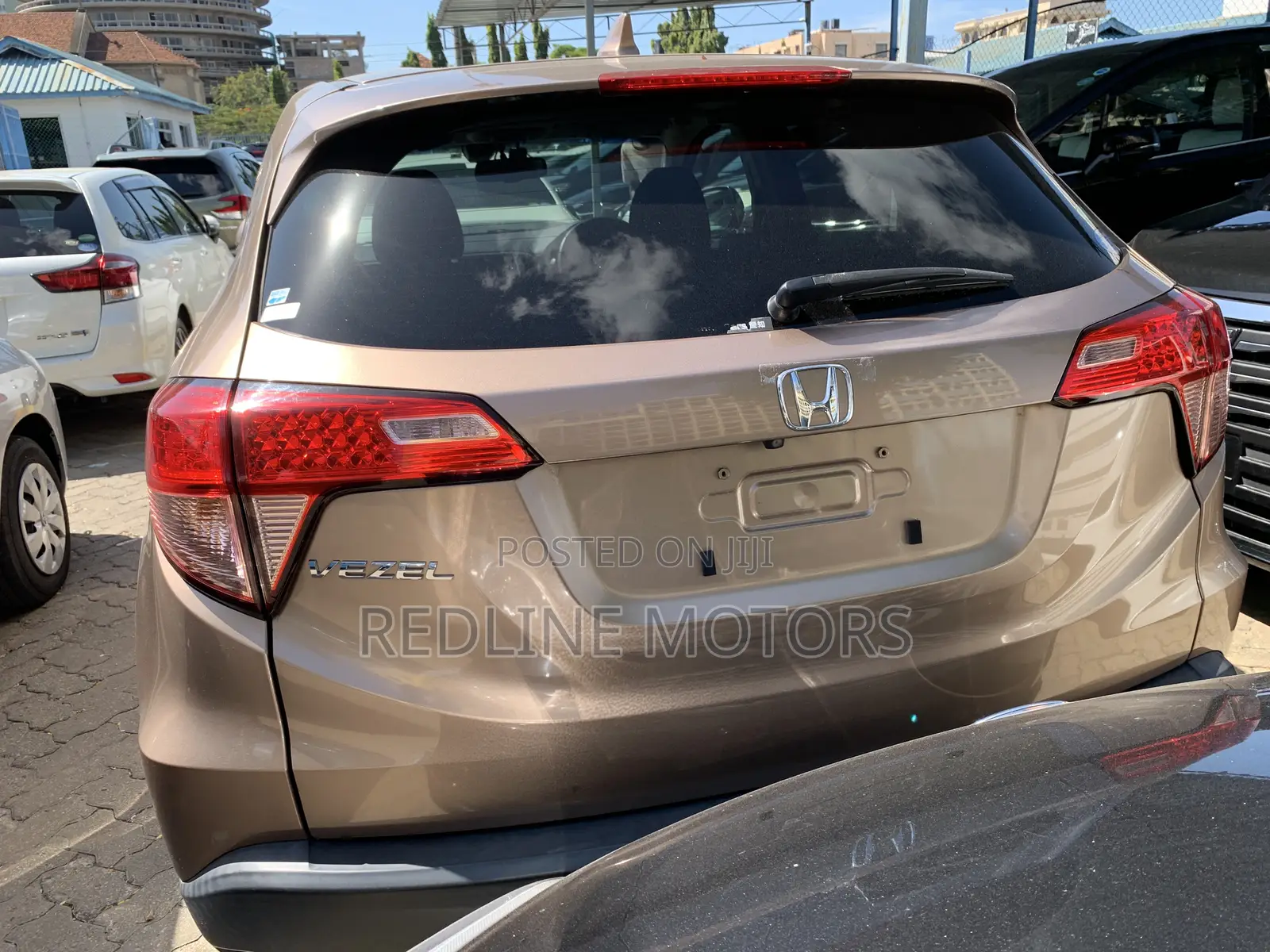 Honda Vezel 1.5 2WD 2017 Gold