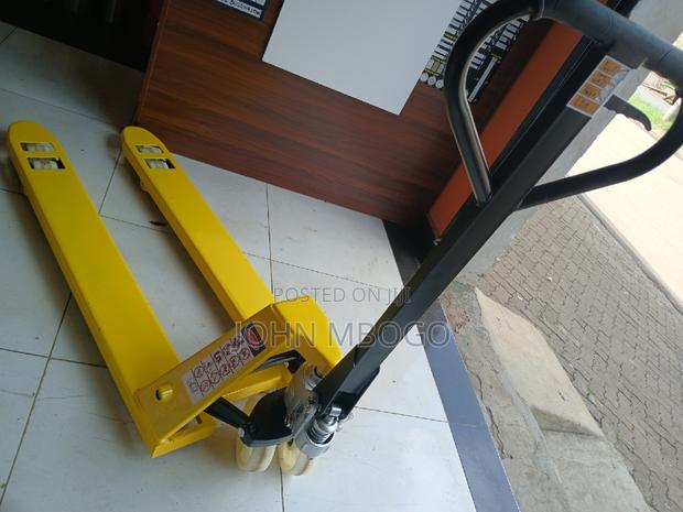 Pallet Truck . - main view
