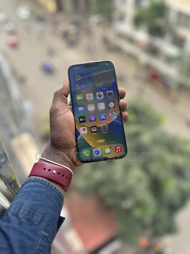 Apple iPhone 13 Pro Max 1 TB Gold - thumbnail 2